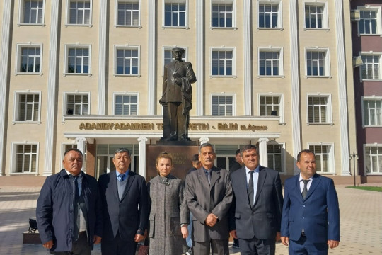 NamMQI delegatsiyasi Muxtor Auezov nomidagi Janubiy Qozog‘iston universitetiga keldi